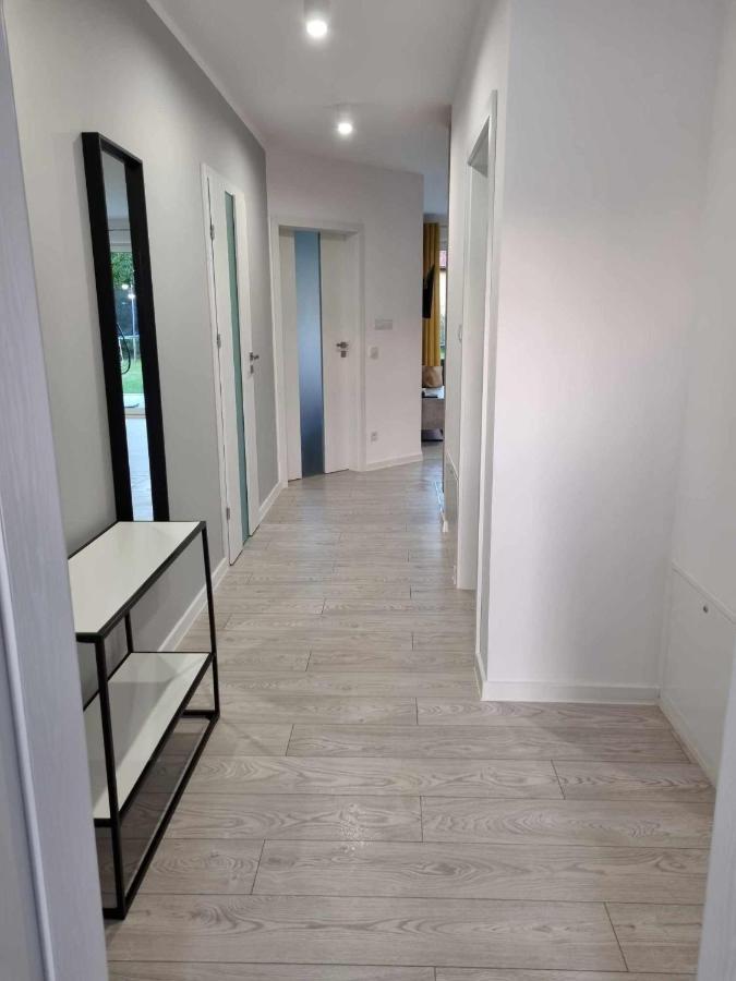 Domek Pod Swierkami -Apartament Swierkowy IV Kudowa Zdroj Luaran gambar