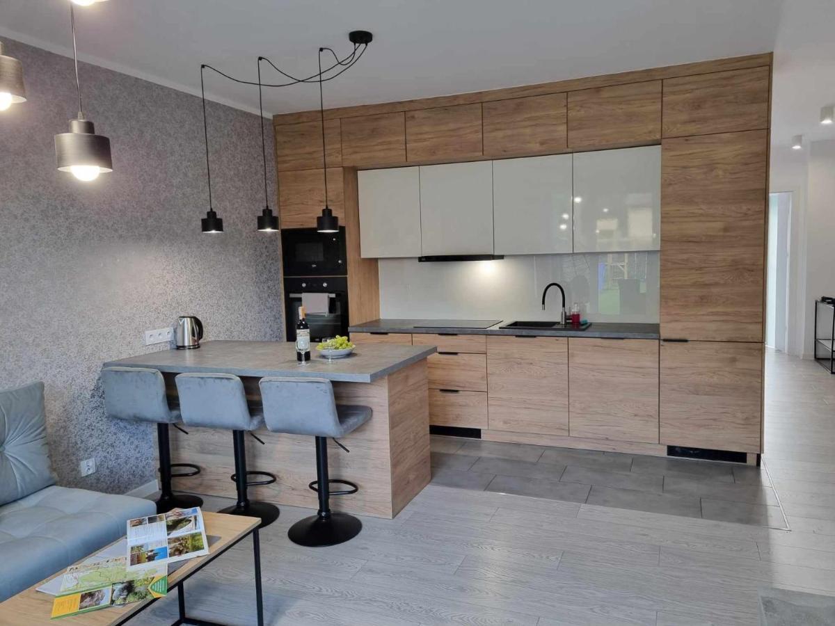 Domek Pod Swierkami -Apartament Swierkowy IV Kudowa Zdroj Luaran gambar